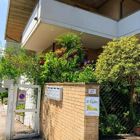 Il Tiglio Oda ve Kahvaltı